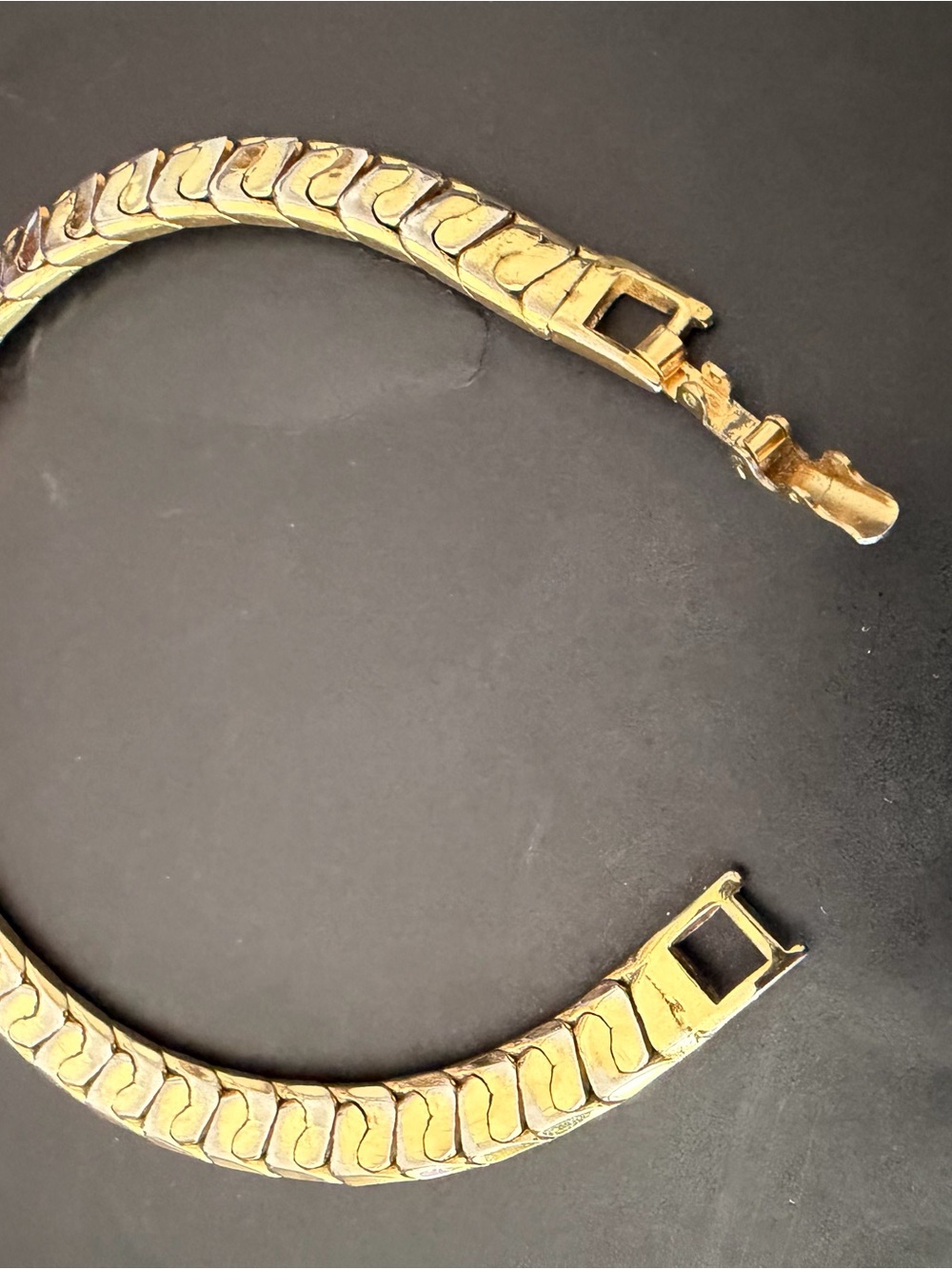 Gold Tone Linked Bracelet with Chevron Pattern - Picture 2 of 3